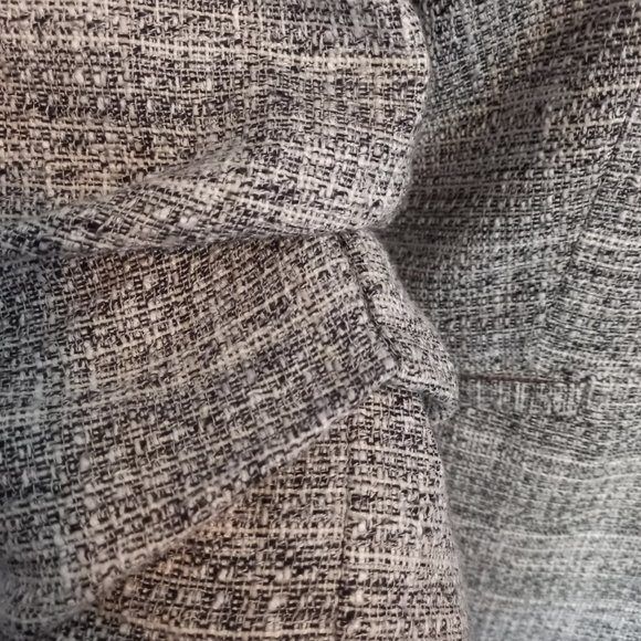 H&M Collarless grey blazer with modern simple lines, pockets (Size 10) - Picture 6 of 8